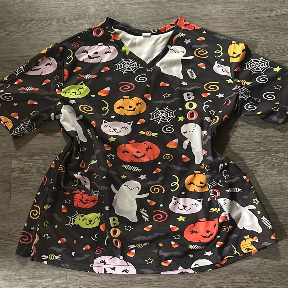 Pumpkin Halloween Scrub Top 🎃
